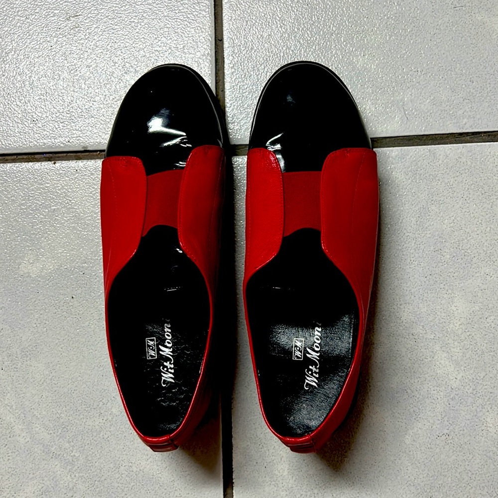 Very comfortable dress shoes size 38=6.5